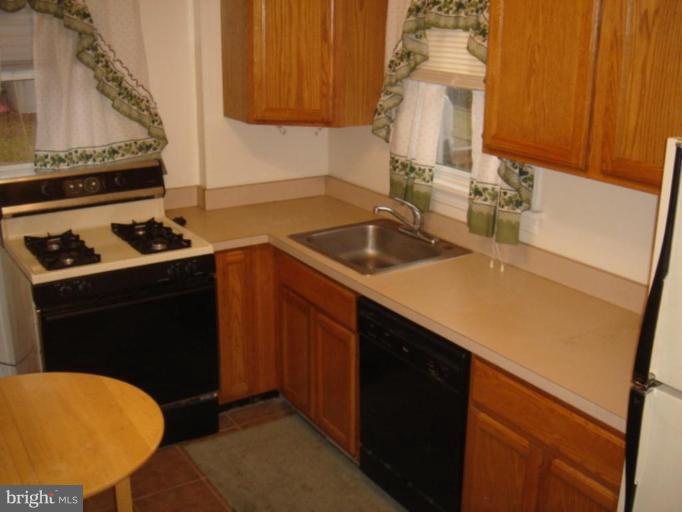 3006 Newton Street Silver Spring, MD 20902 - Photo 5 of 11 Kitchen