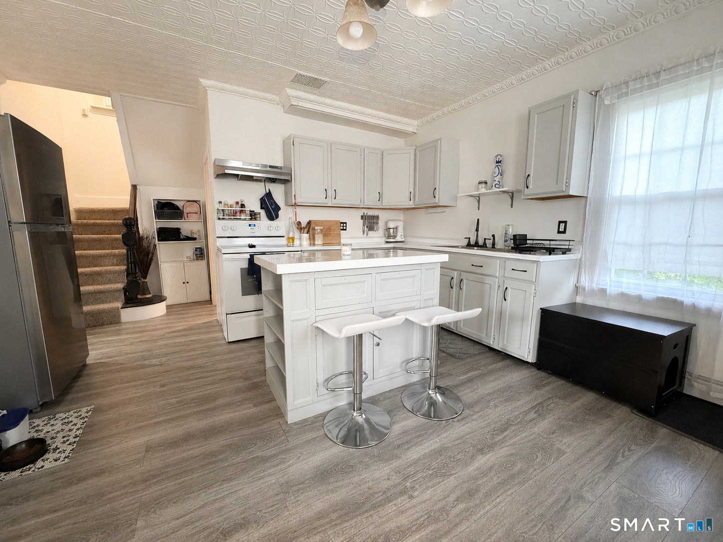 54 Main Street Thompson, CT 06255 - Photo 2 of 11