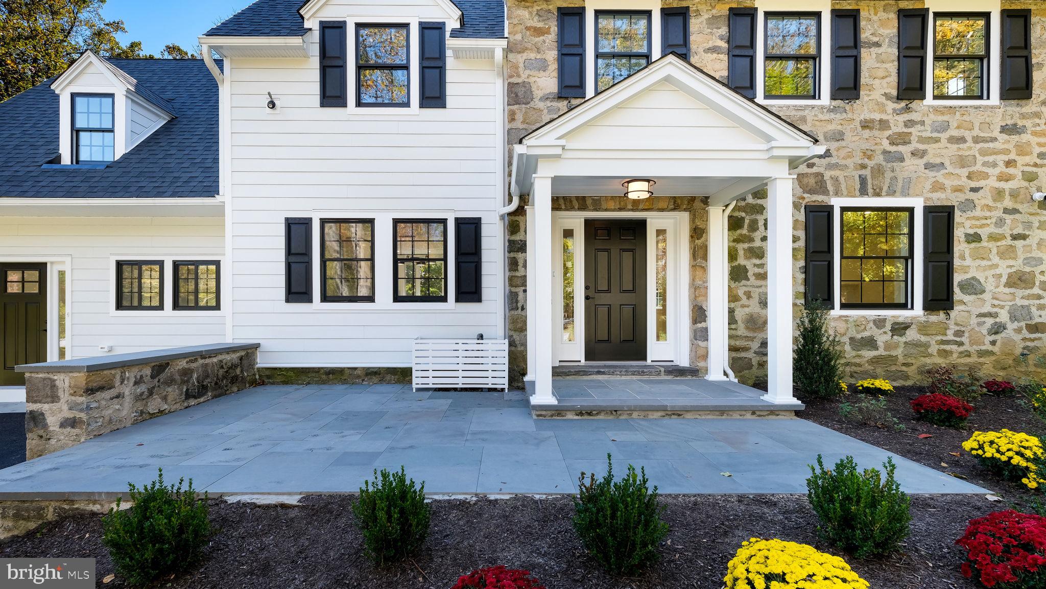 709 Brooke Road Wayne, PA 19087 - Photo 6 of 8 Distinguished covered front door
