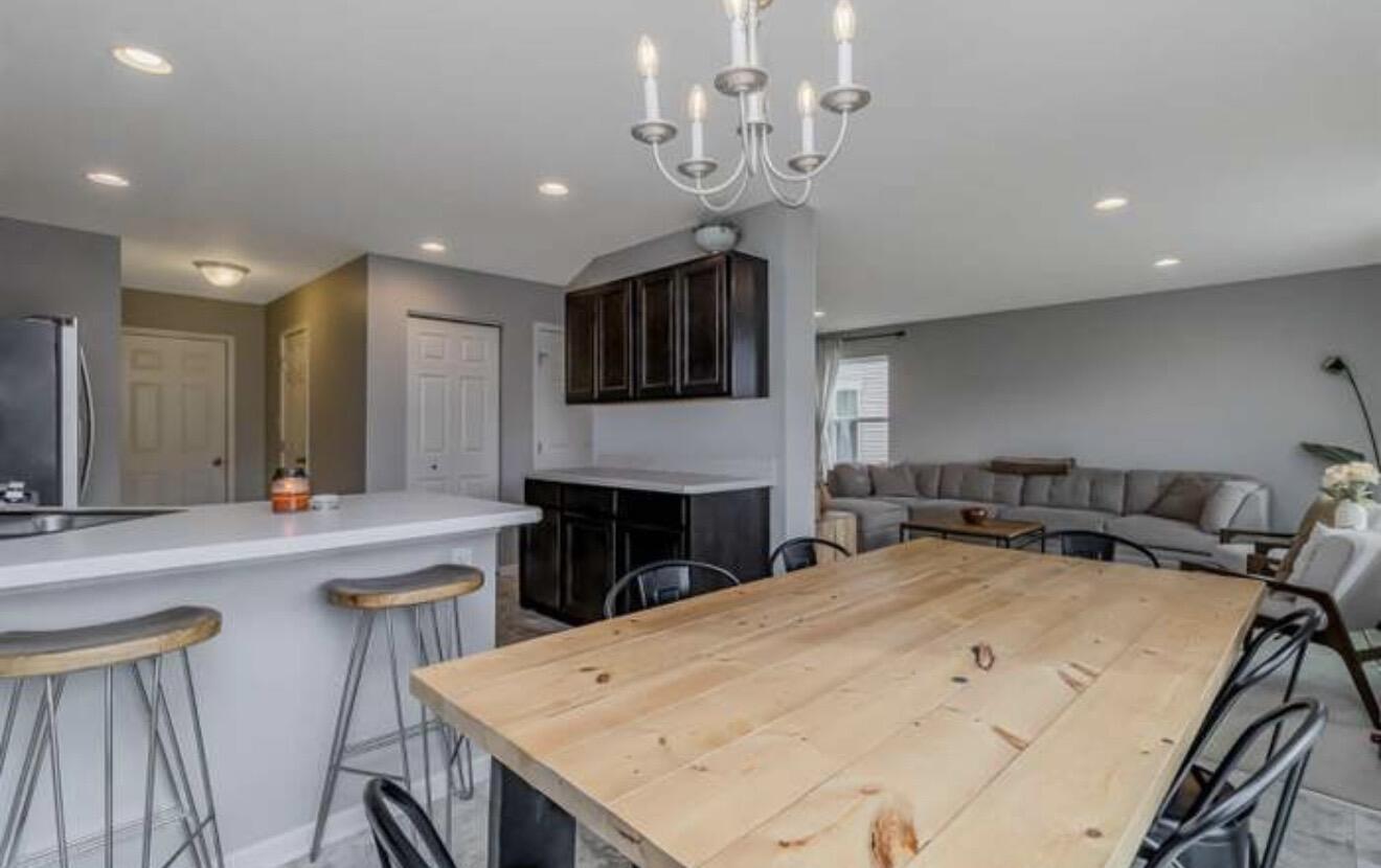 11126 Tennessee Street Crown Point, IN 46307 - Photo 9 of 22 1320x830