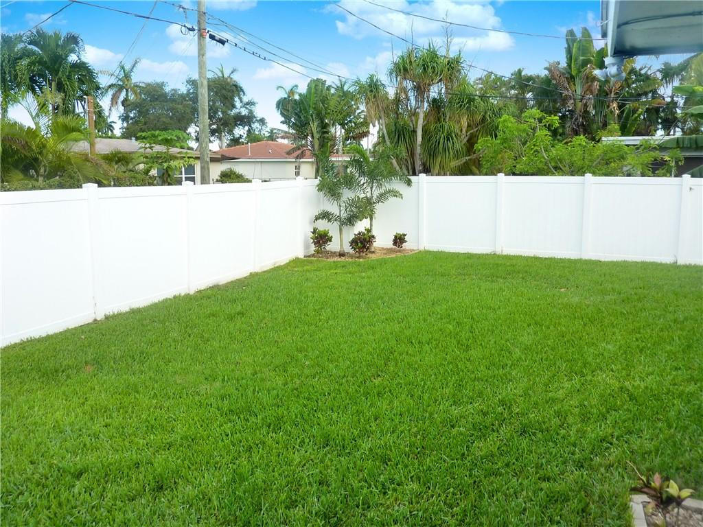 715 North 31st Road Hollywood, FL 33021 - Photo 21 of 25 Photo 21