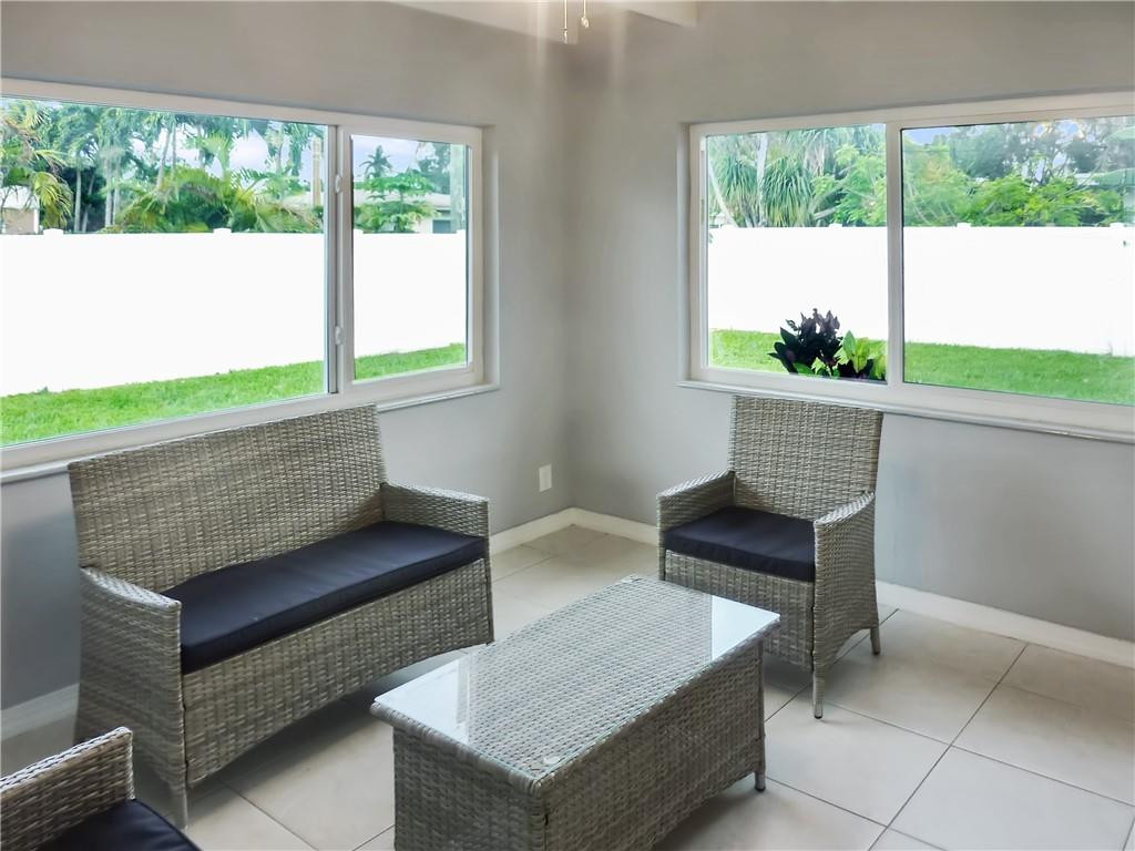 715 North 31st Road Hollywood, FL 33021 - Photo 10 of 25 Photo 10