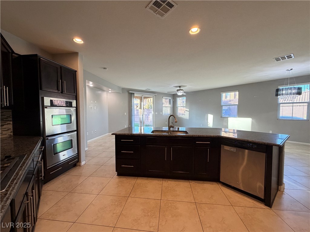 10544 Pembroke Bay Street Las Vegas, NV 89179 - Photo 14 of 38