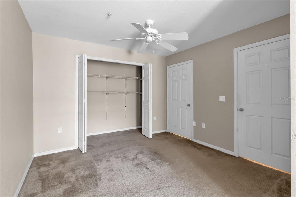 5541 Rosehill Road, Unit 202 Sarasota, FL 34233 - Photo 38 of 47