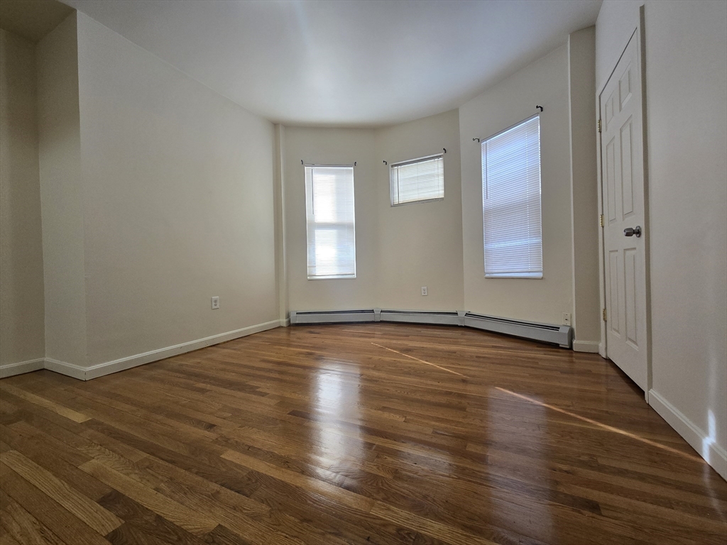 5 Coleman Street, Unit 2 Boston, MA 02125 - Photo 4 of 11