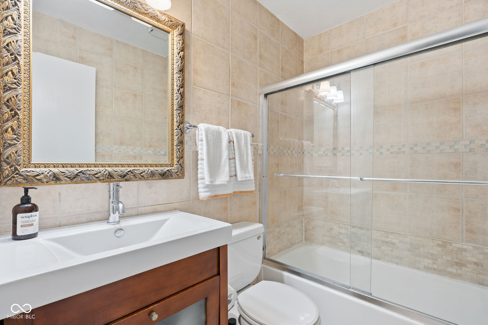 7814 Hampton Place Fishers, IN 46038 - Photo 20 of 38