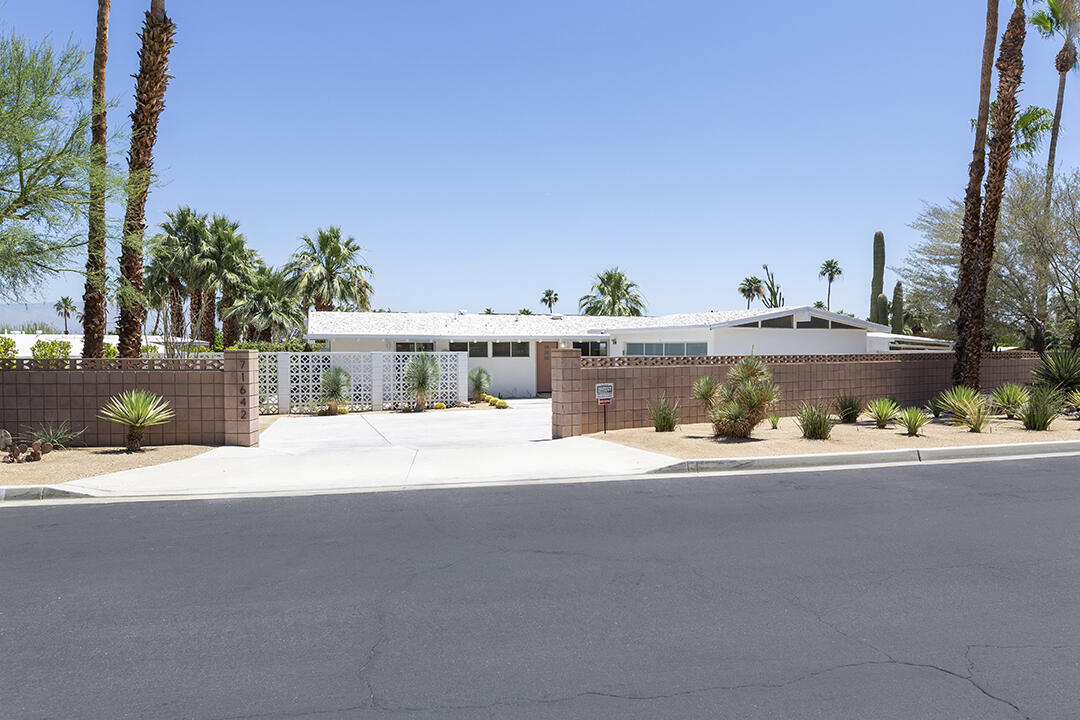71642 Mirage Road Rancho Mirage, CA 92270 - Photo 4 of 42 03