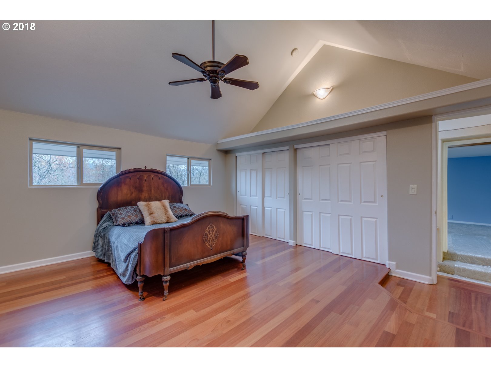 49572 Southwest South Road Gaston, OR 97119 - Photo 18 of 32 a living room with furniture and a ceiling fan