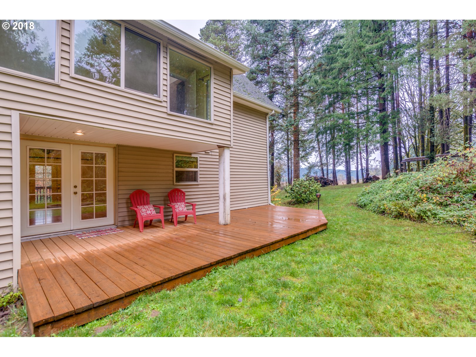 49572 Southwest South Road Gaston, OR 97119 - Photo 21 of 32 a view of a house with backyard and porch