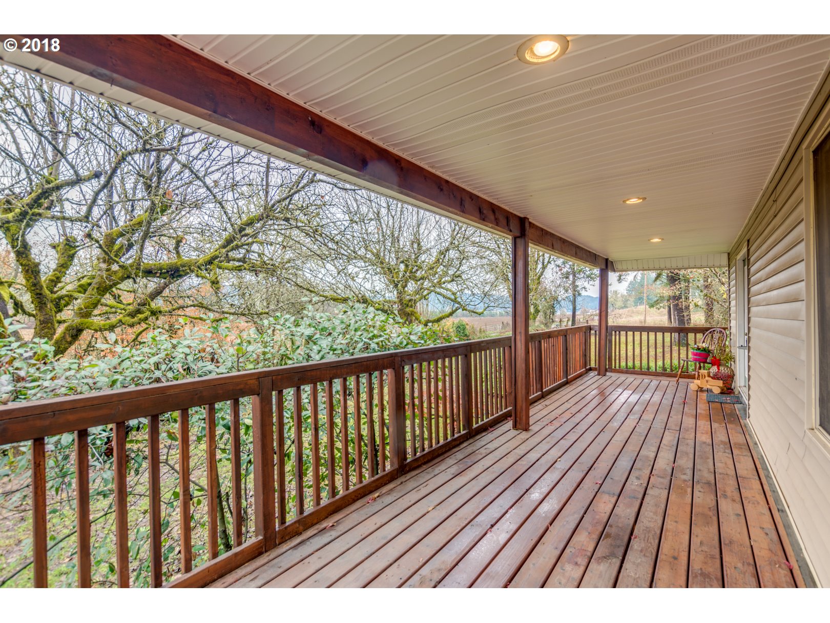 49572 Southwest South Road Gaston, OR 97119 - Photo 6 of 32 a view of balcony with wooden floor