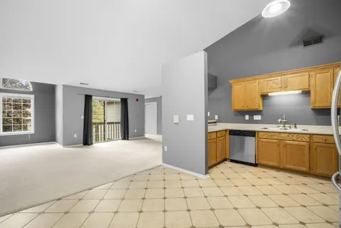 $249,900 | 9322 West Loomis Road, Unit 5, Franklin, WI 53132