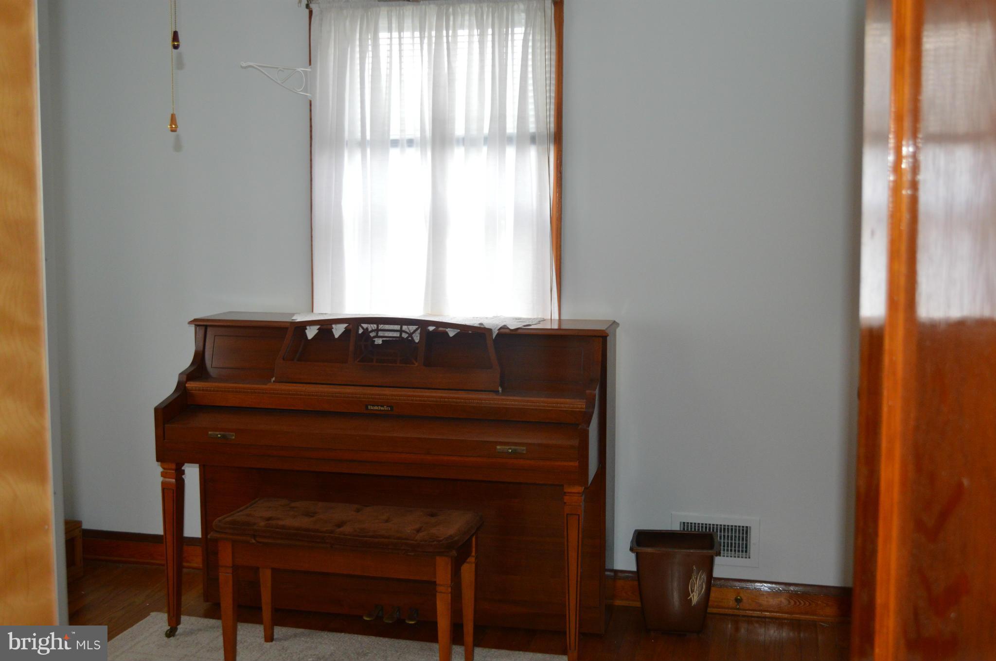 3024 Parktowne Road Baltimore, MD 21234 - Photo 14 of 25 Bedroom