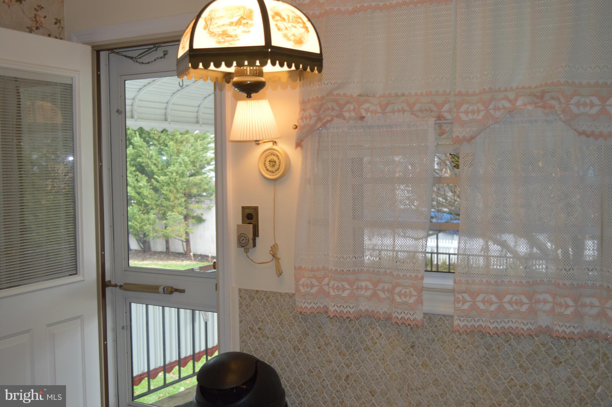 3024 Parktowne Road Baltimore, MD 21234 - Photo 7 of 25 Kitchen
