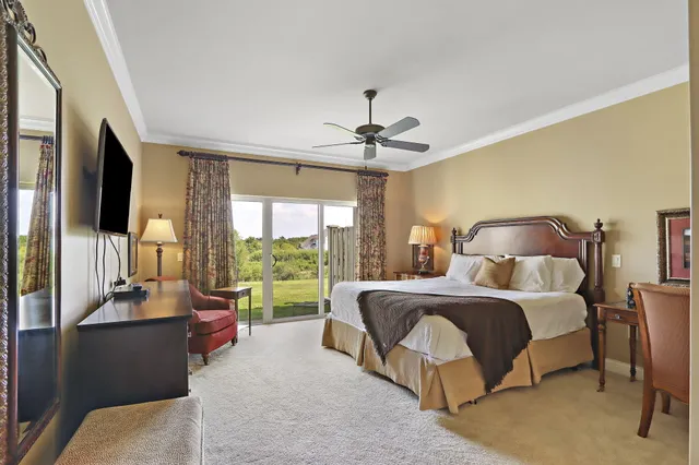 $663,000 | 663 Greenview Circle, Unit 5527, Geneva, WI 53147