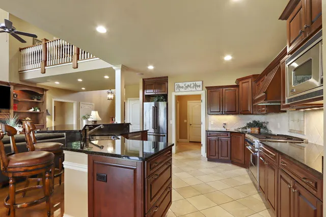 $663,000 | 663 Greenview Circle, Unit 5527, Geneva, WI 53147