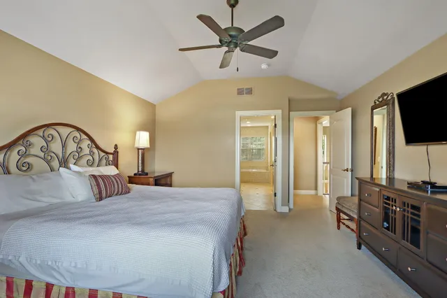 $663,000 | 663 Greenview Circle, Unit 5527, Geneva, WI 53147