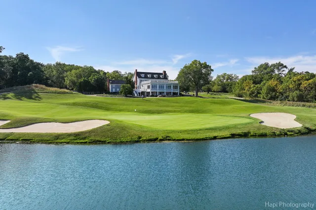 $663,000 | 663 Greenview Circle, Unit 5527, Geneva, WI 53147