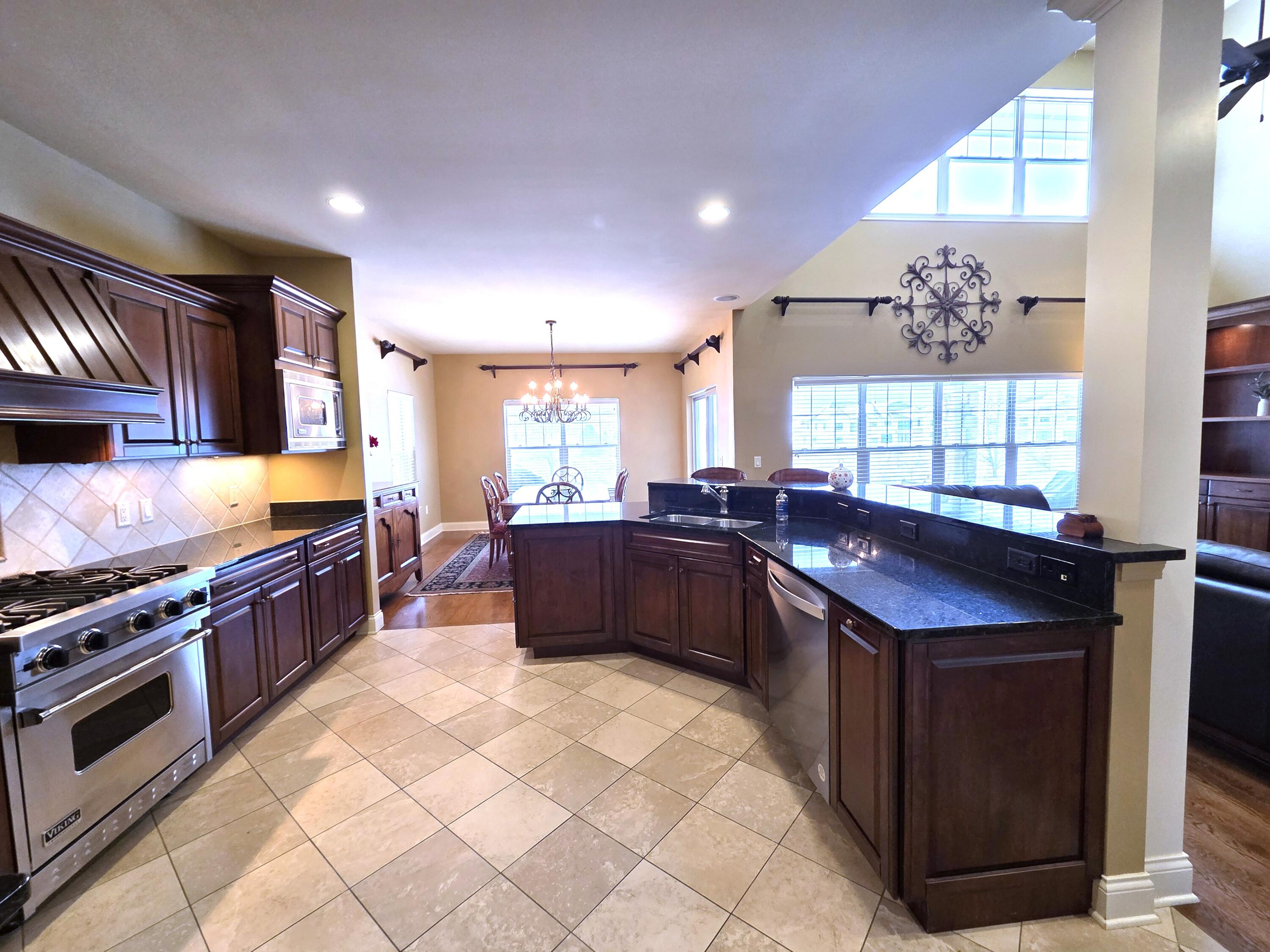 663 Greenview Circle, Unit 5527 Geneva, WI 53147 - Photo 8 of 40 kit