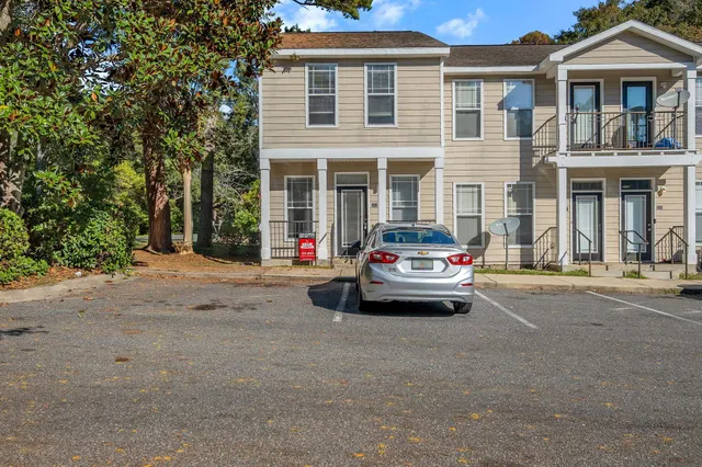 $165,500 | 2400 Fred Smith Road, Unit 201, Tallahassee, FL 32303