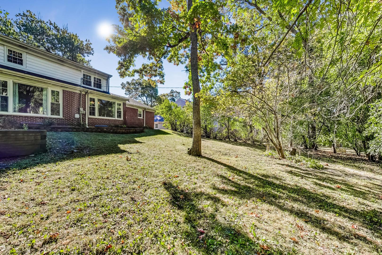 1040 Forest Hill Road Lake Forest, IL 60045 - Photo 27 of 34