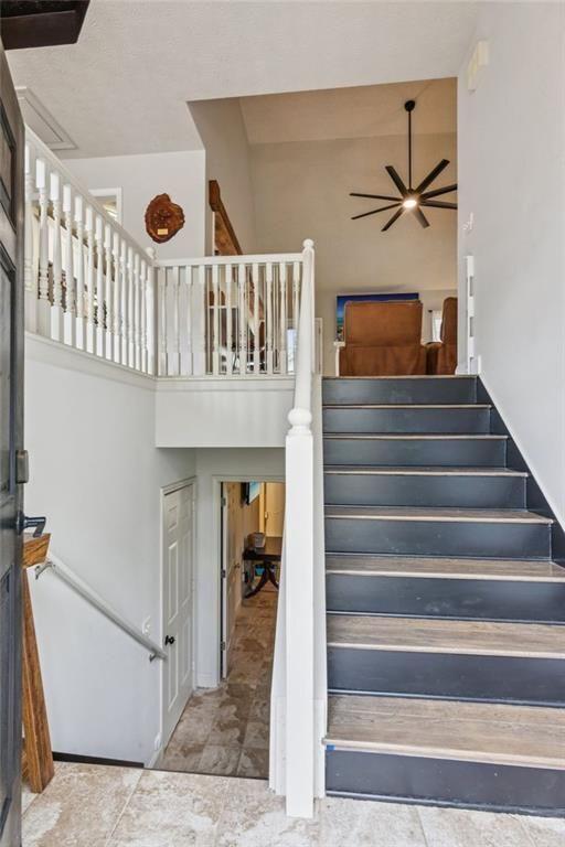 5595 Vaughn Road Woodstock, GA 30188 - Photo 6 of 42 a view of entryway and hall