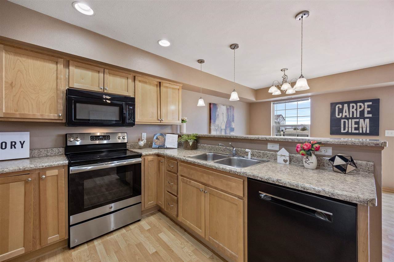 105 South Park Ridge Road North Liberty, IA 52317 - Photo 5 of 10 Gallery Image 5