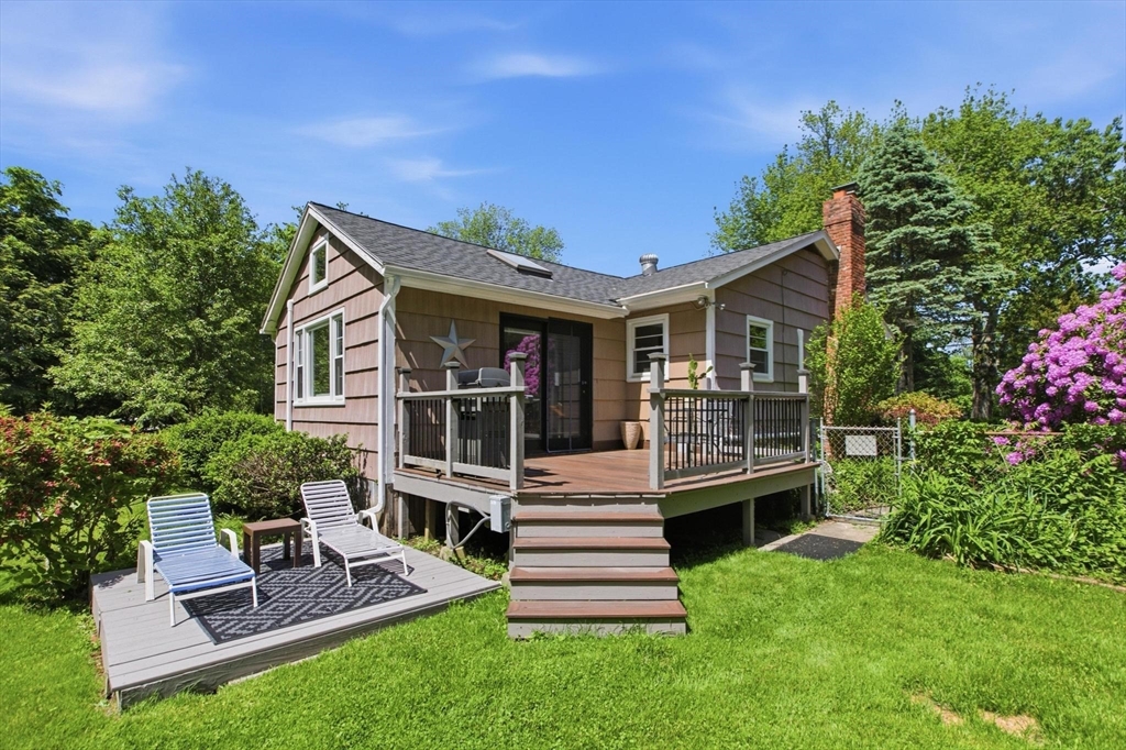 152 Lake Street Middleton, MA 01949 - Photo 28 of 33