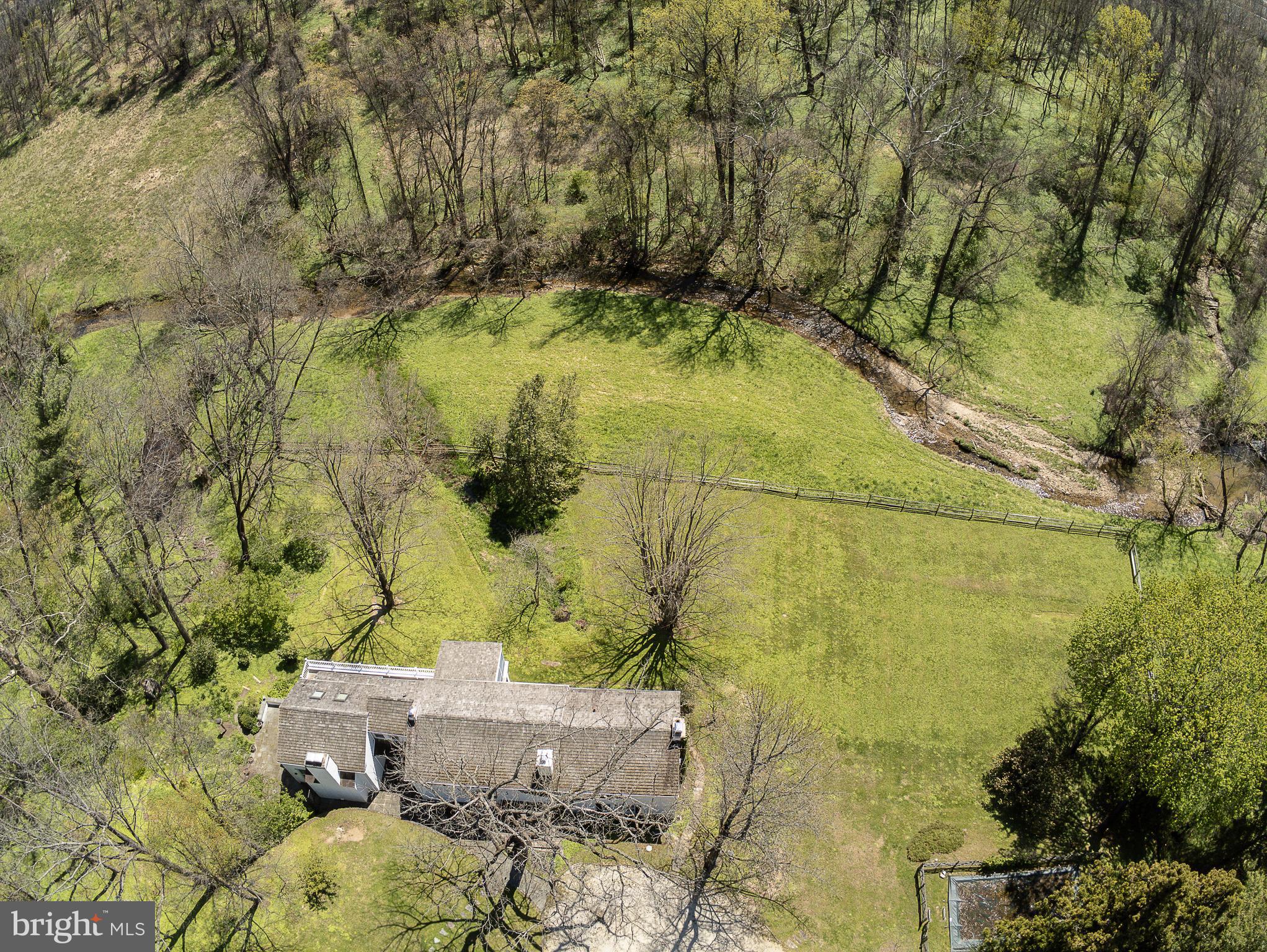 911 North Valley Road Paoli, PA 19301 - Photo 6 of 36 Gallery Image 6