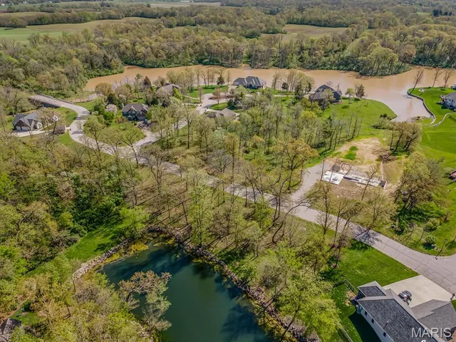 $65,000 | 9139 Wiltshire Drive, Columbia, IL 62236