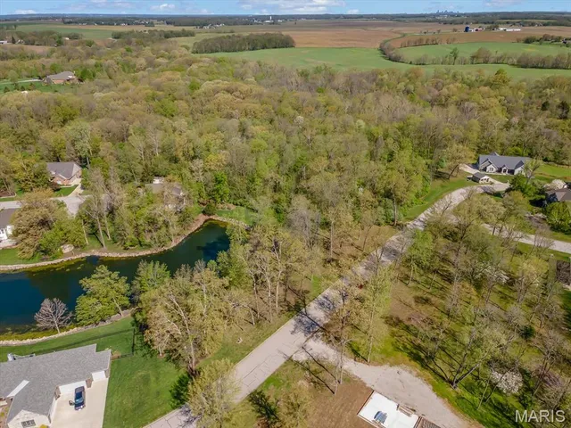 $65,000 | 9139 Wiltshire Drive, Columbia, IL 62236