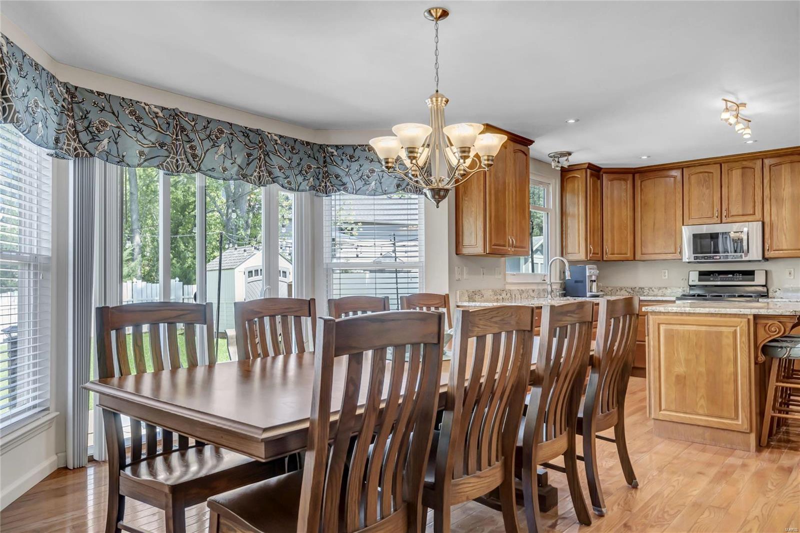 4735 Ringer Road St. Louis, MO 63129 - Photo 4 of 24 Gallery Image 4