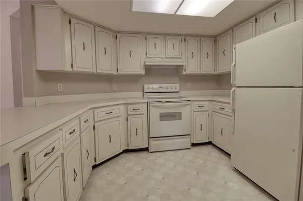 $277,500 | 7328 Flyway Drive, Spring Hill, FL 34607