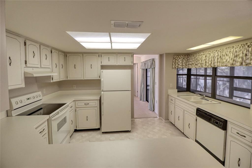 7328 Flyway Drive Spring Hill, FL 34607 - Photo 15 of 43