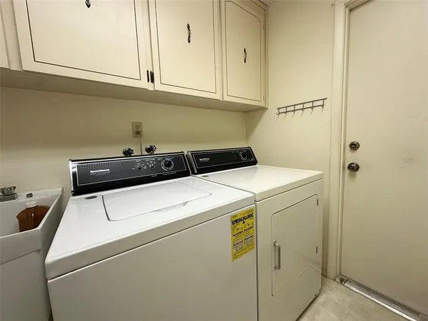 $277,500 | 7328 Flyway Drive, Spring Hill, FL 34607