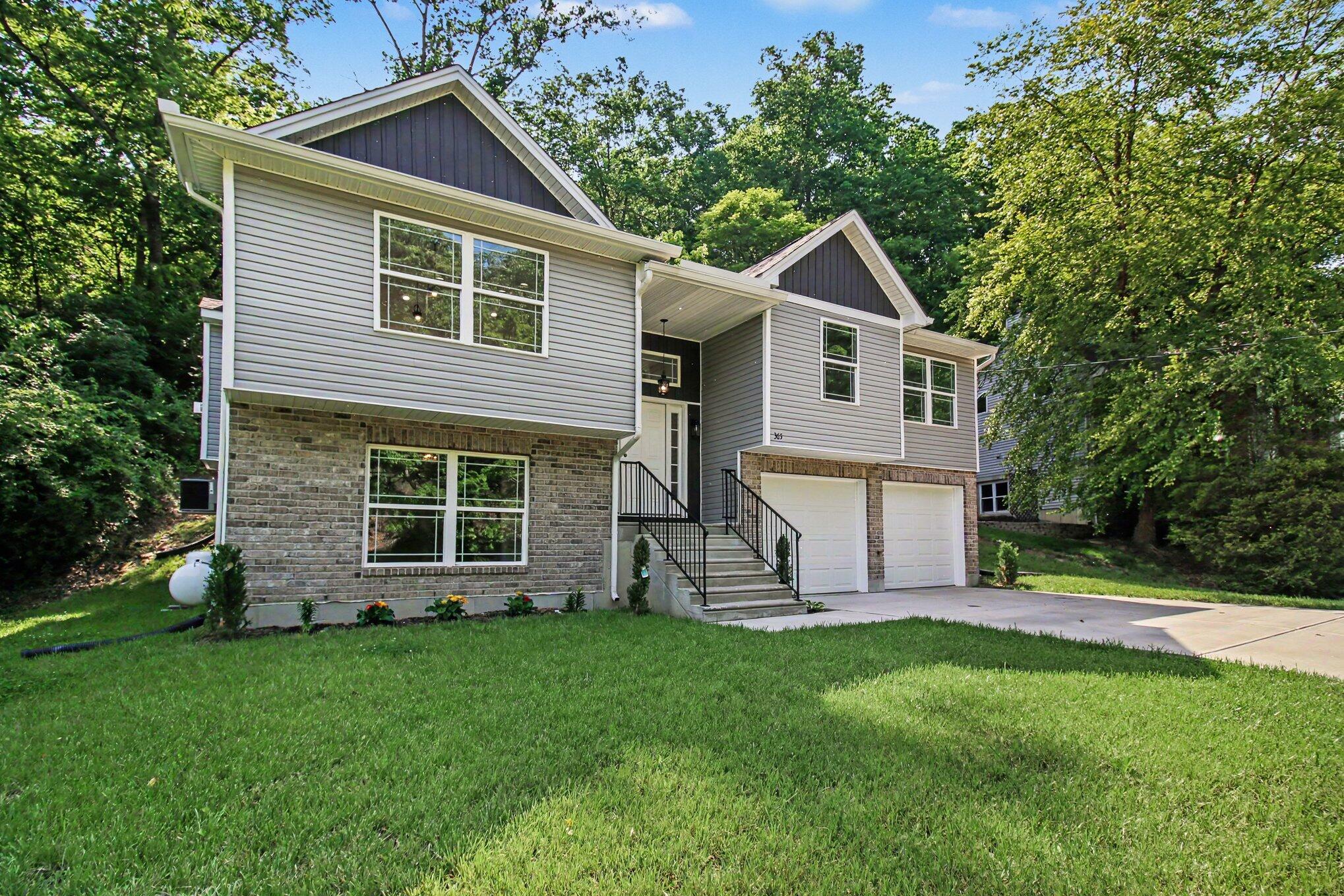 365 River Road Fort Thomas, KY 41075 - Photo 2 of 32