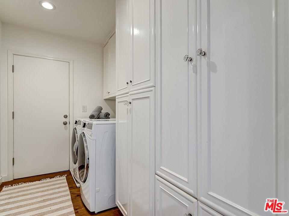 1314 Preston Way Venice, CA 90291 - Photo 27 of 30 a view of a storage and utility room with a washer dryer