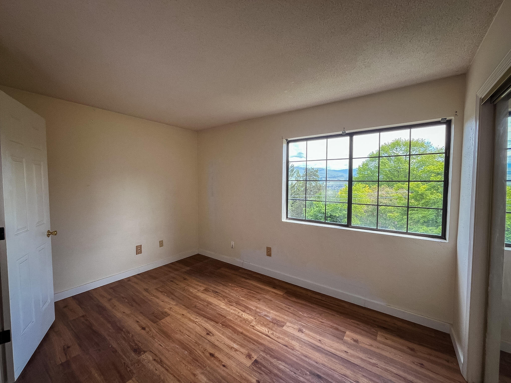 495 Chestnut Street, Unit 1 Ashland, OR 97520 - Photo 15 of 16