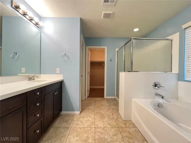 $2,390 | 1422 Ozzie Smith Avenue, Henderson, NV 89074