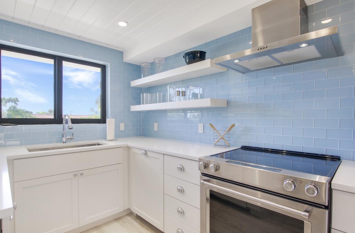 420 Celestial Way, Unit 303 Juno Beach, FL 33408 - Photo 22 of 39 IMG_2535