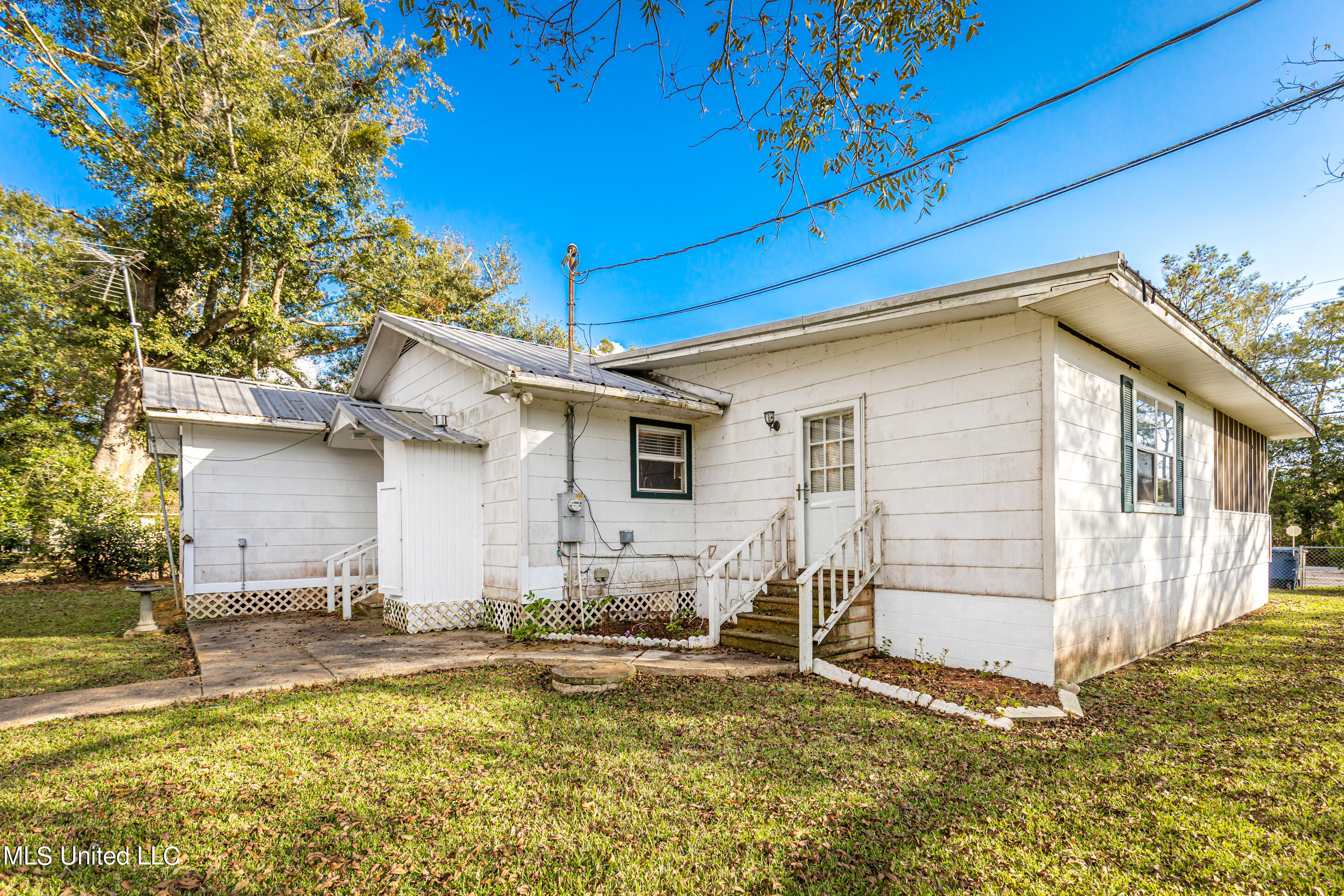 14720 Parker Road Biloxi, MS 39532 - Photo 39 of 87 IMG_1522