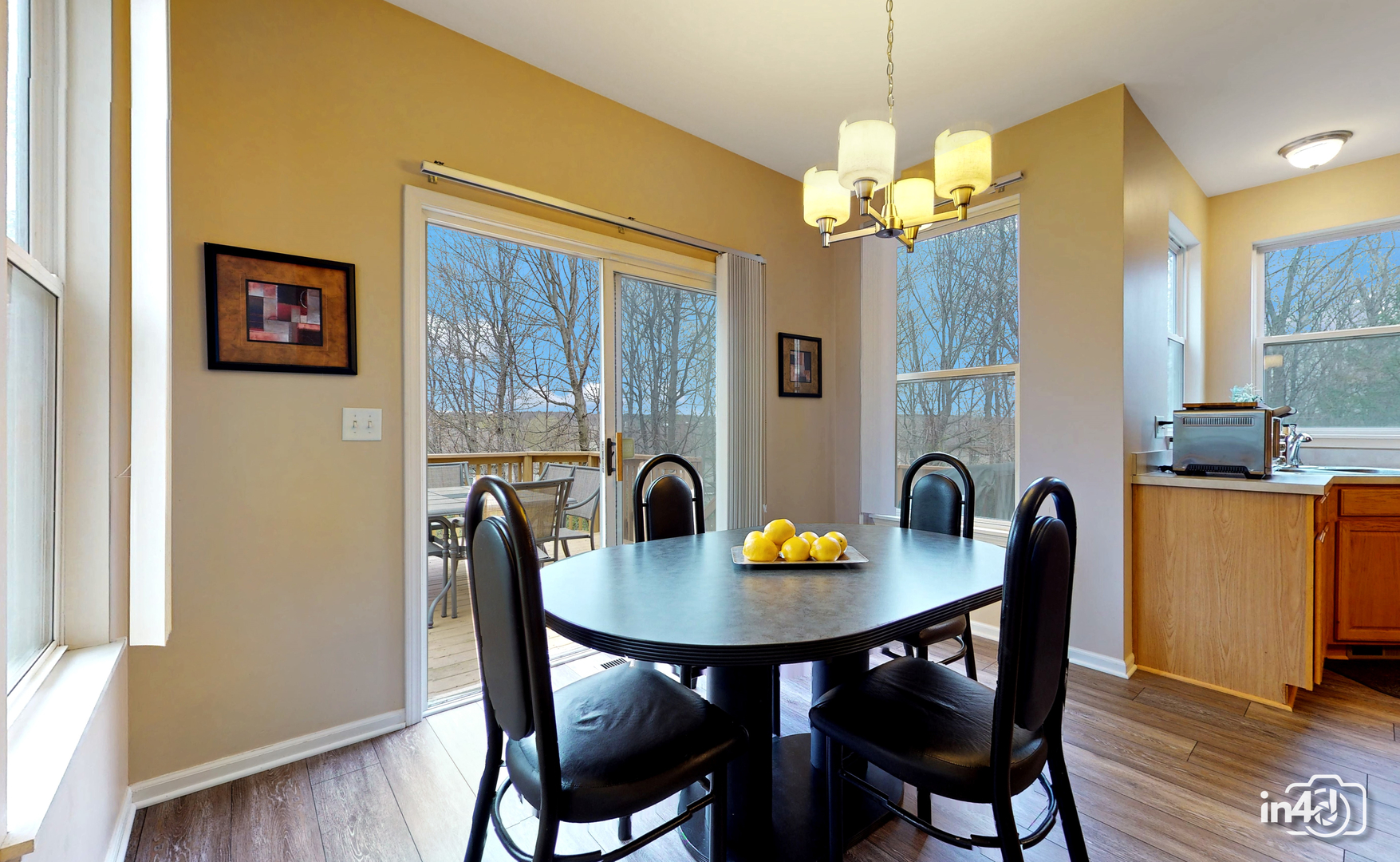 3 Ridge Court Bolingbrook, IL 60440 - Photo 10 of 52 a dining room with furniture and window