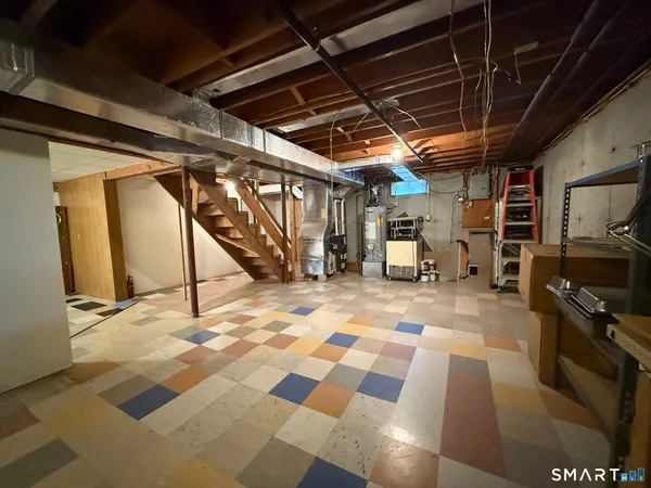 $2,400 | 14 Daniel Drive, Unit 14, East Windsor, CT 06088