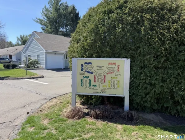 $2,400 | 14 Daniel Drive, Unit 14, East Windsor, CT 06088