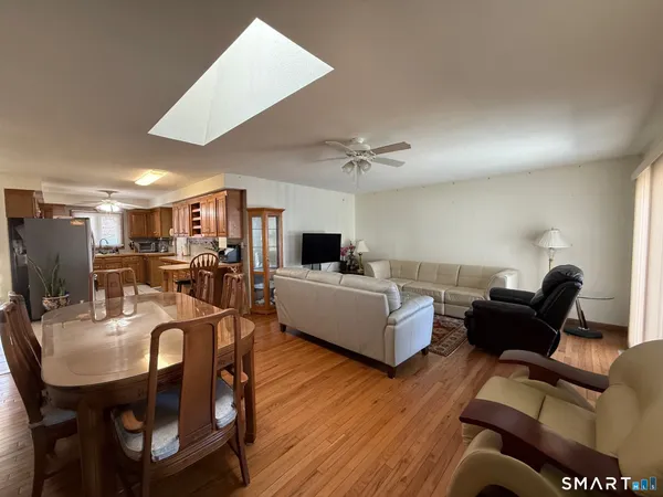 $2,400 | 14 Daniel Drive, Unit 14, East Windsor, CT 06088