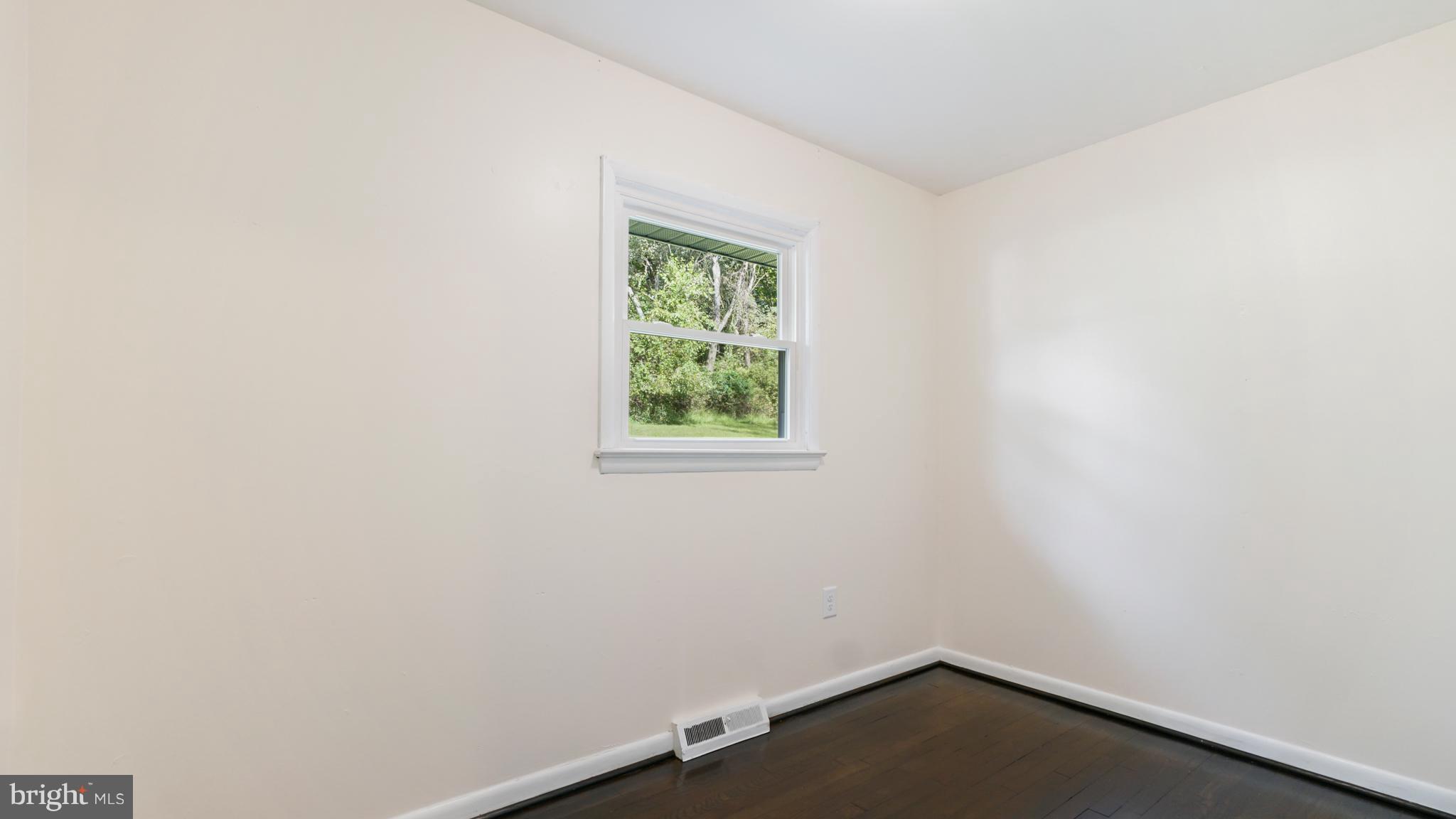 2208 Emory Road Reisterstown, MD 21136 - Photo 15 of 30 Bedroom