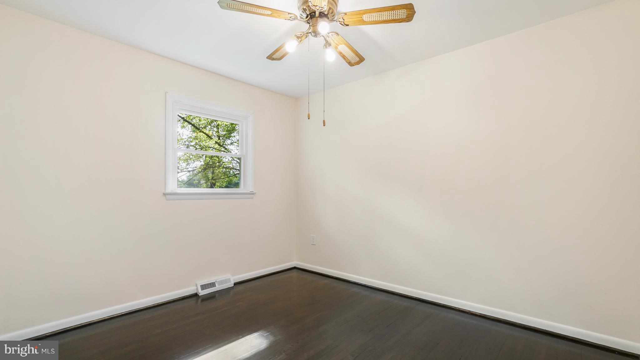 2208 Emory Road Reisterstown, MD 21136 - Photo 16 of 30 Bedroom