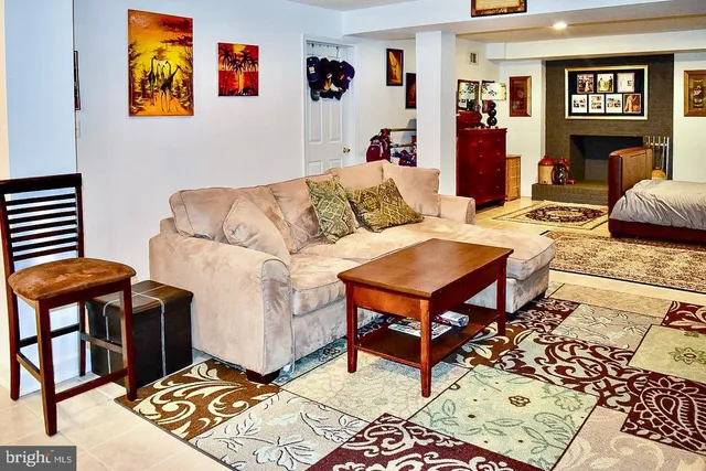 $5,300 | 2235 Abbotsford Drive, Vienna, VA 22181