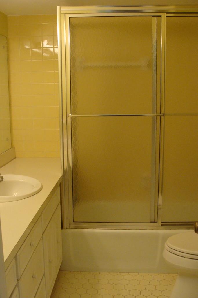 2215 Coventry Drive Columbus, GA 31904 - Photo 19 of 24 a bathroom with a shower