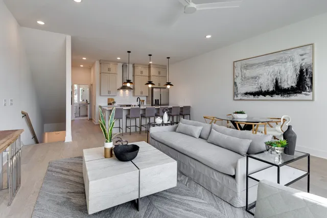 $2,995 | 2106 24th Avenue North, Unit J, Nashville, TN 37208