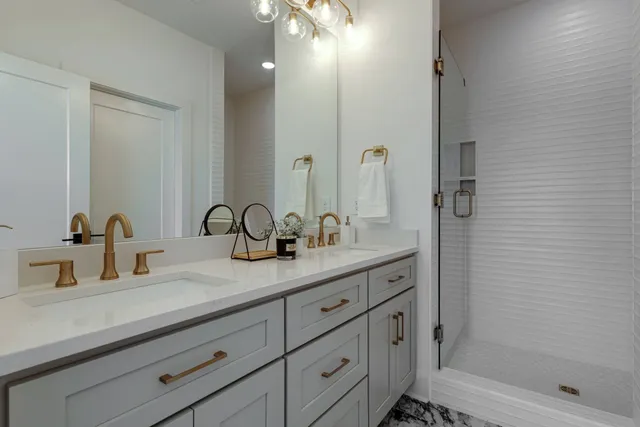 $2,995 | 2106 24th Avenue North, Unit J, Nashville, TN 37208